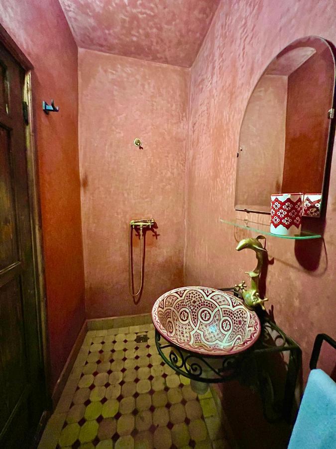 Kasba blanca Hotel Tangier Bagian luar foto